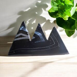 Black Agate‎ Quartz Crystal Mountain Carving (#4)
